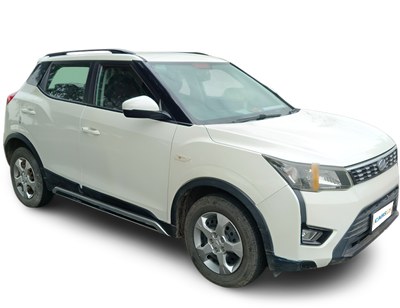 Mahindra XUV300-img
